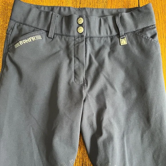 ROMFH Ladies Sarafina Euroseat Equestrian Riding Pants Lot of 2
( NWT $360 ) - Picture 11 of 16